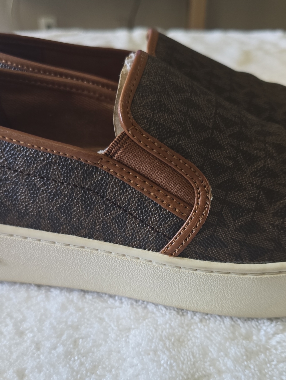Michael Michael Kors Teddi Slip On Shoes - Picture 4 of 10